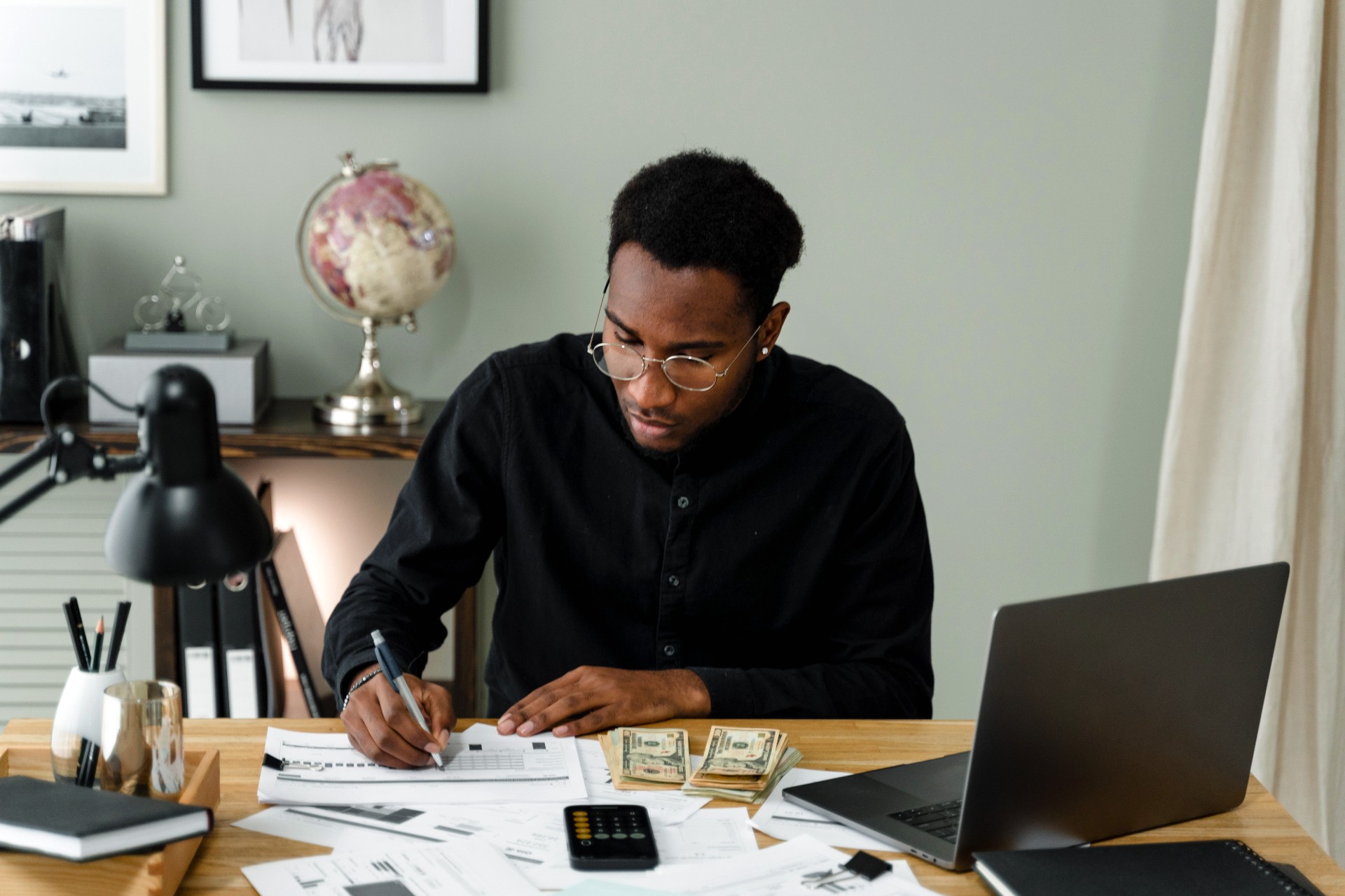 Watch out for these commonly overlooked expenses! As a first-time entrepreneur, you'll want to remain in control when it comes to budgeting.
